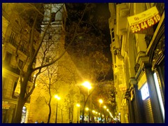 Valencia by night - Carrer de Sant Vicent Màrtir